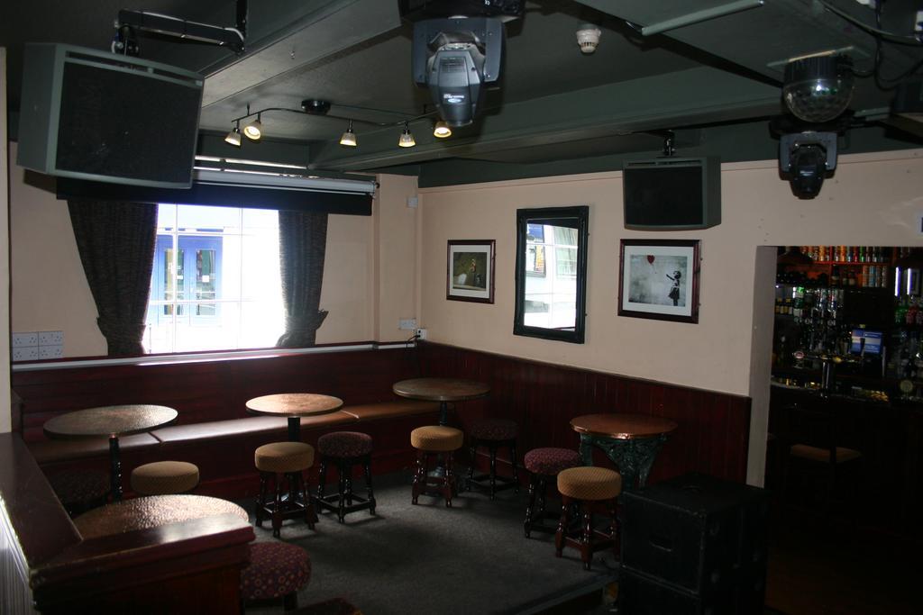 The Vaults Hotel Shrewsbury Exterior foto